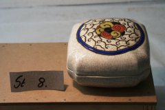 St8