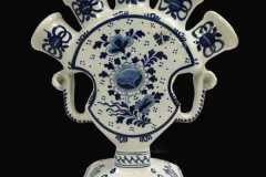 chambre-des-peintres-bouquetierefaience-fine